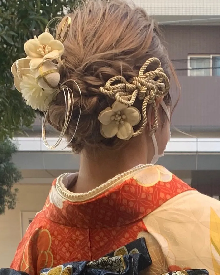 ・